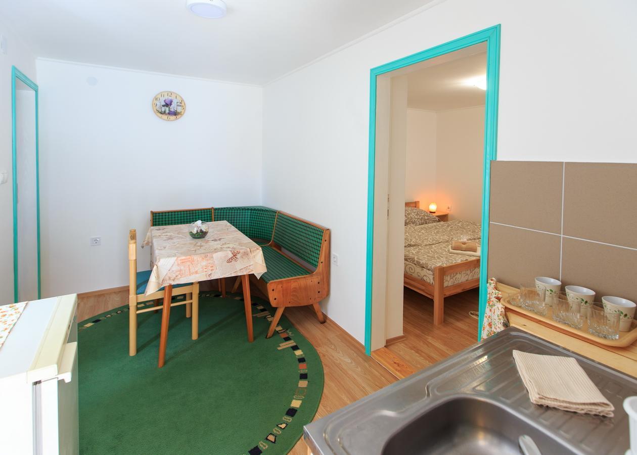 Fortuna Apartments Pacir Εξωτερικό φωτογραφία